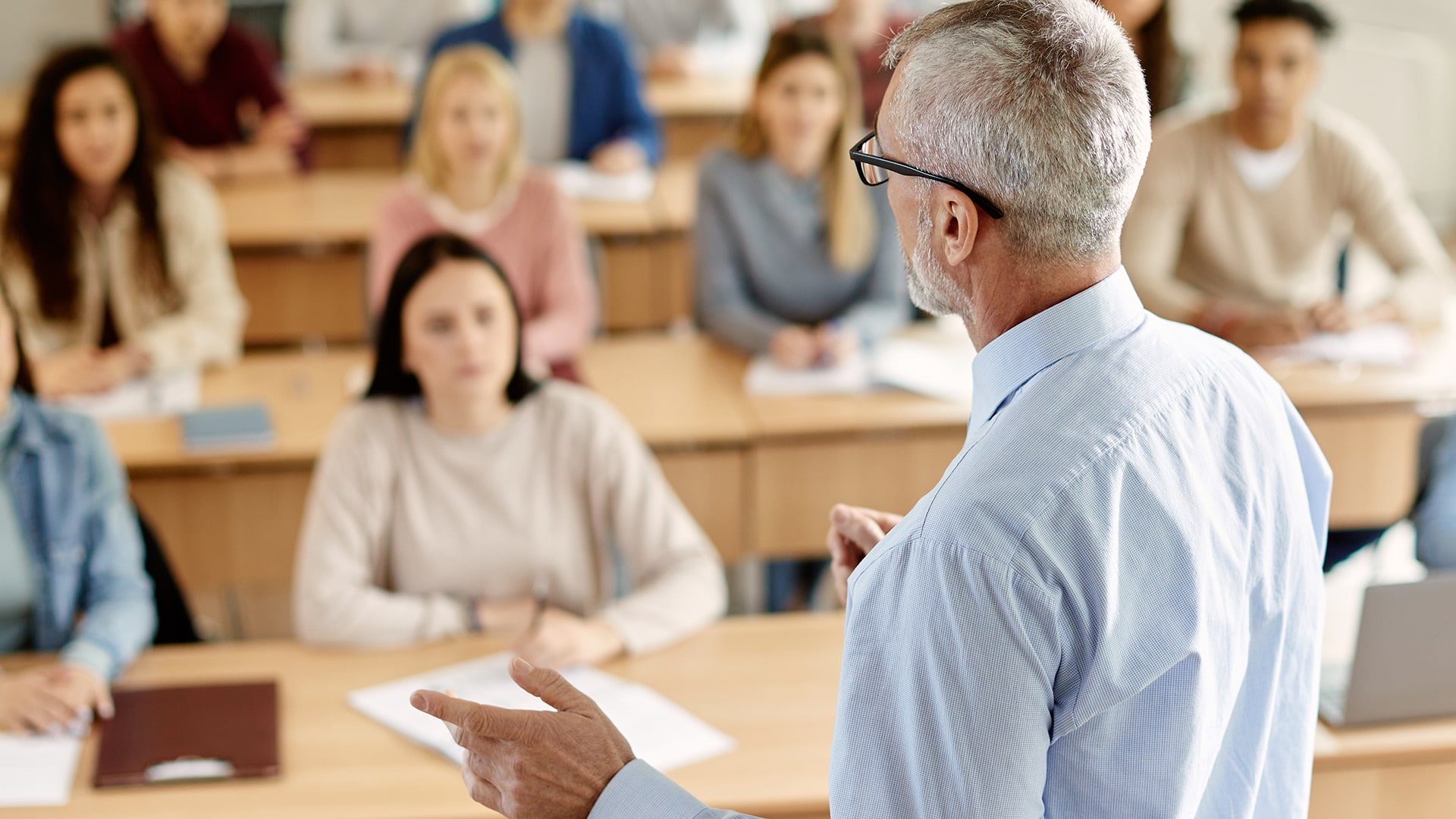 PRODUTOS NA MEDIDA CERTA PARA INSTITUIÇÕES DE ENSINO