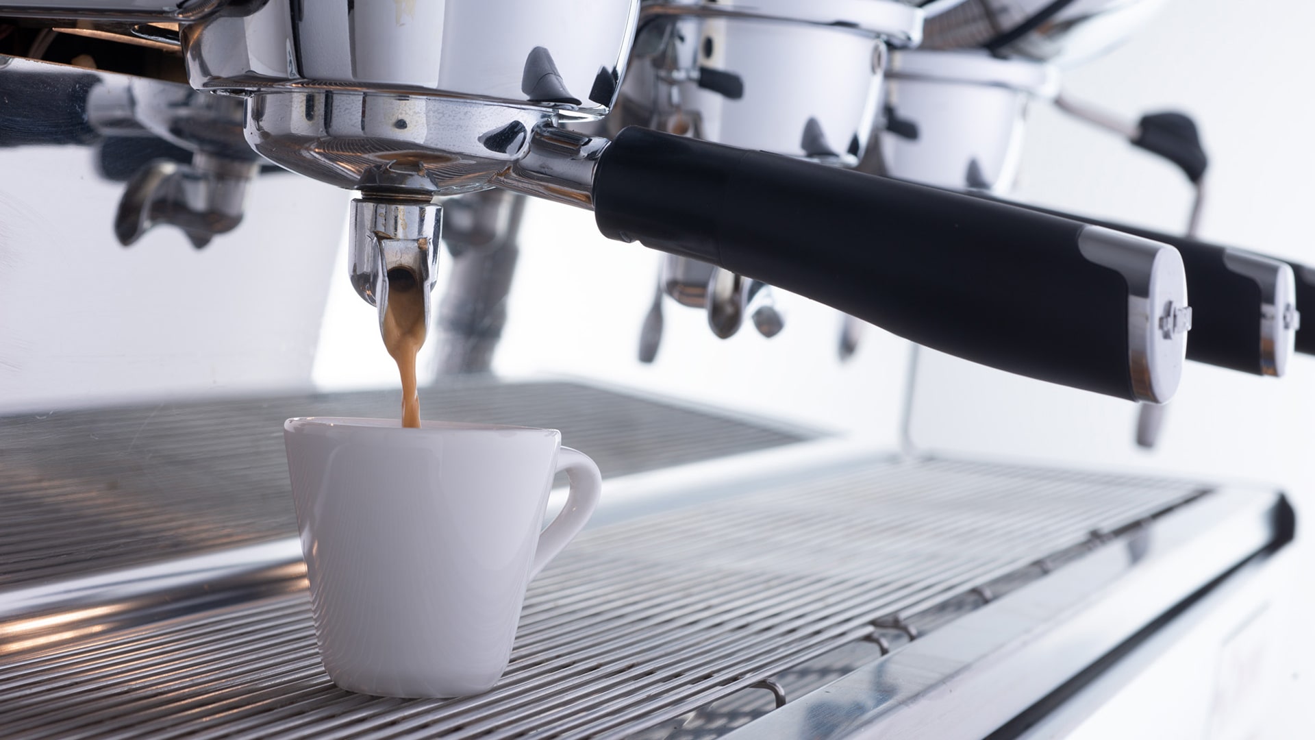 SOLUÇÃO EM EQUIPAMENTOS